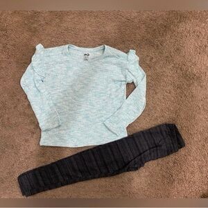 Girls SO Soft Sweater Leggings Outfit size 10/12